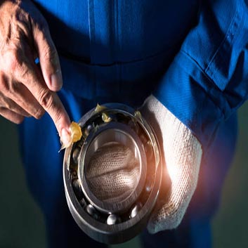 Choosing the right lubricant for car bearings